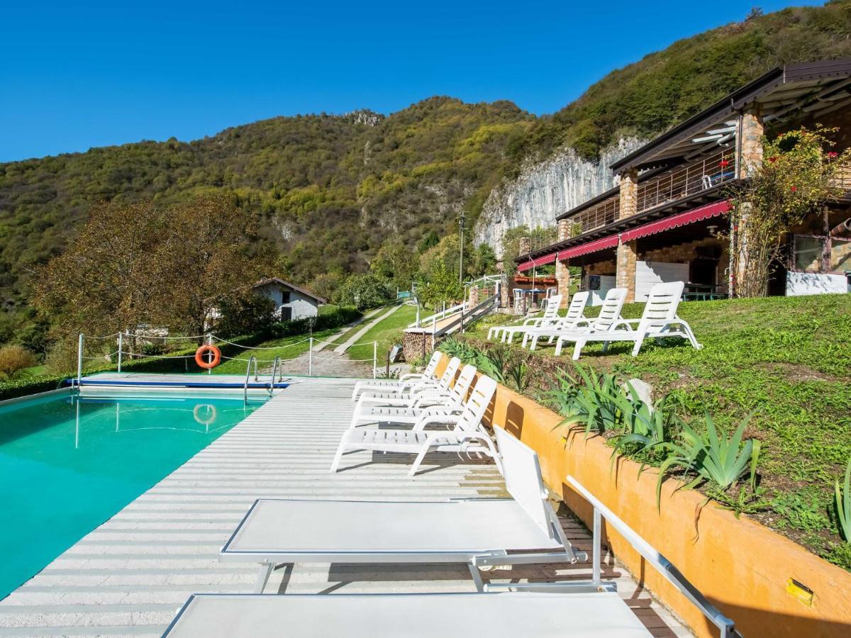 Cozy Chalet At Marone Lake Lombardy With Pool Exterior photo